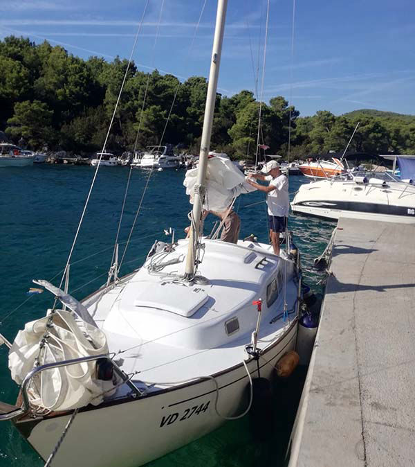 Brahmacharyi na ''krstarenju''