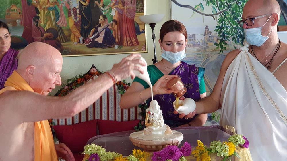 Prabhupada vyasa-puja