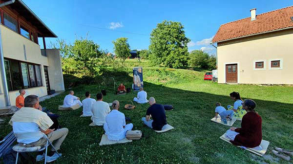 Sunday Feast na otvorenom